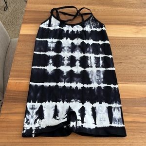 NWOT forever 21 jumper camie navy blue. Size M. #382